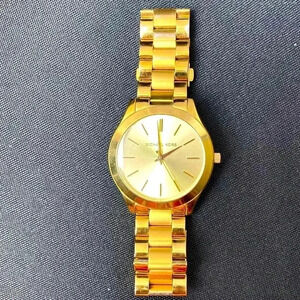 MICHAEL KORS WOMENS STAINLESS STEEL GOLD‎ TONE WATCH EXTRA LINKS SNAP CLOSURE
